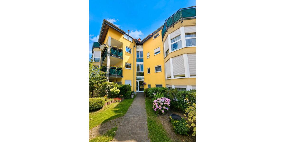 Etagenwohnung Solingen Mitte - 3 Zimmer, 83 m&sup2;, 243.000&euro; | Angebot:27067666