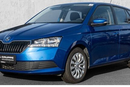 Skoda Fabia 15.004 km 15.720 &euro; Düsseldorf 40474