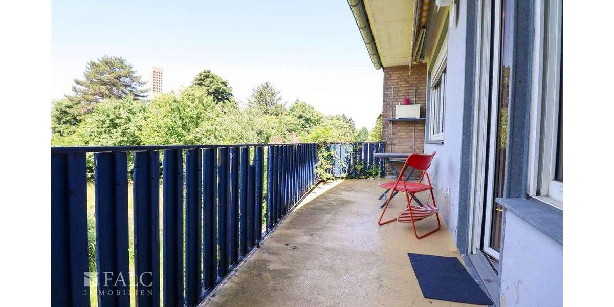 2 Familien- oder 2 Generationenhaus in GV-Südstadt! 8 zimmer