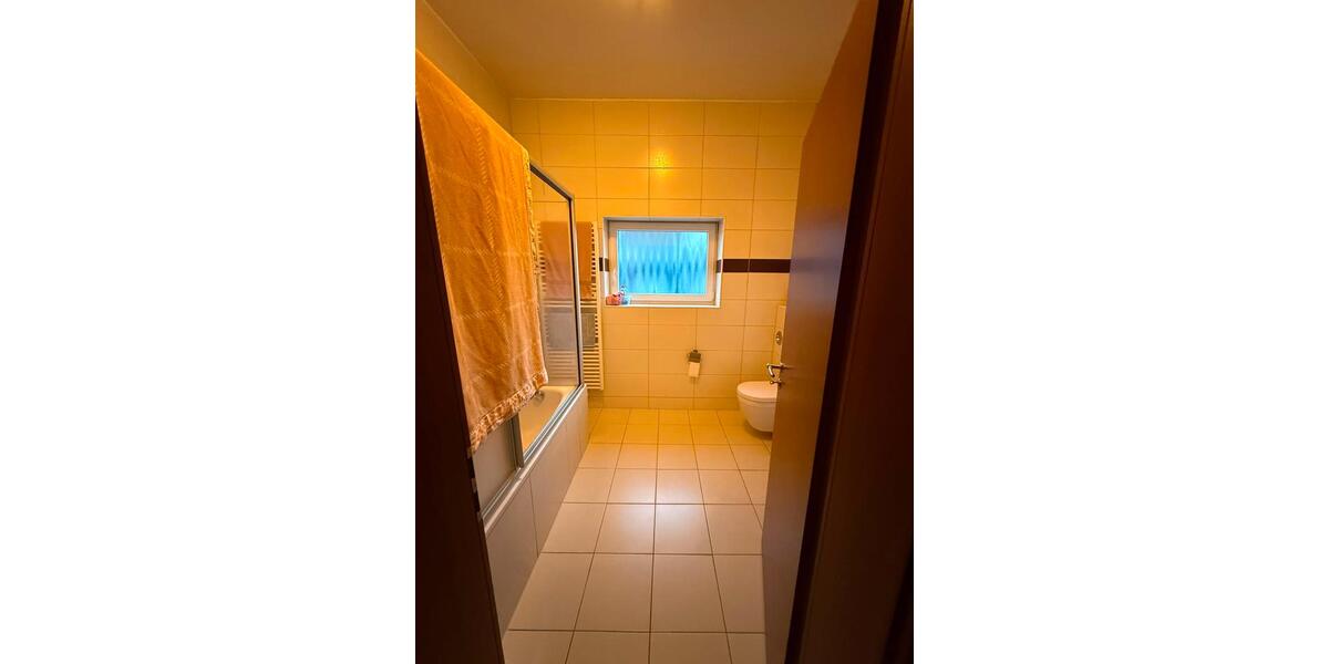 Etagenwohnung Wermelskirchen - 3 Zimmer, 110 m&sup2;, 219.000&euro; | Angebot:27024609