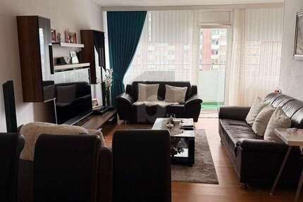 Wohnung Köln Rodenkirchen - 3 Zimmer, 82 m&sup2;, 165.000&euro; | Angebot:27136995