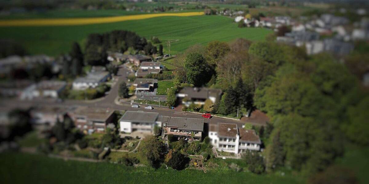 Bungalow Leverkusen Lützenkirchen - 9 Zimmer, 211 m&sup2;, 498.000&euro; | Angebot:26064429