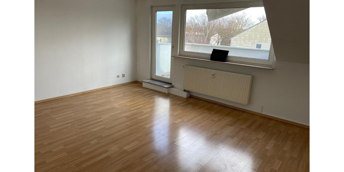 HELLE DG-WOHNUNG IN ZENTRALER LAGE !!! 1 zimmer