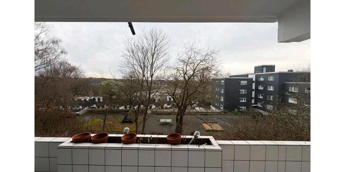 Etagenwohnung Leverkusen Bergisch Neukirchen - 4 Zimmer, 84 m&sup2;, 270.000&euro; | Angebot:24646498