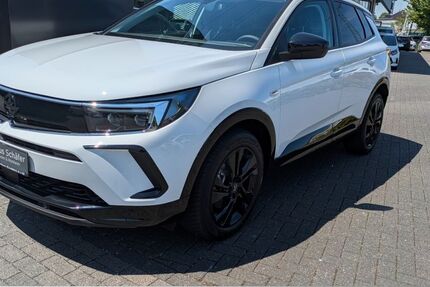 Opel Grandland (X) 12.247 km 22.485 &euro; Leverkusen 51373