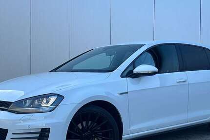 VW Golf GTD 130.000 km 13.499 &euro; Remscheid 42859