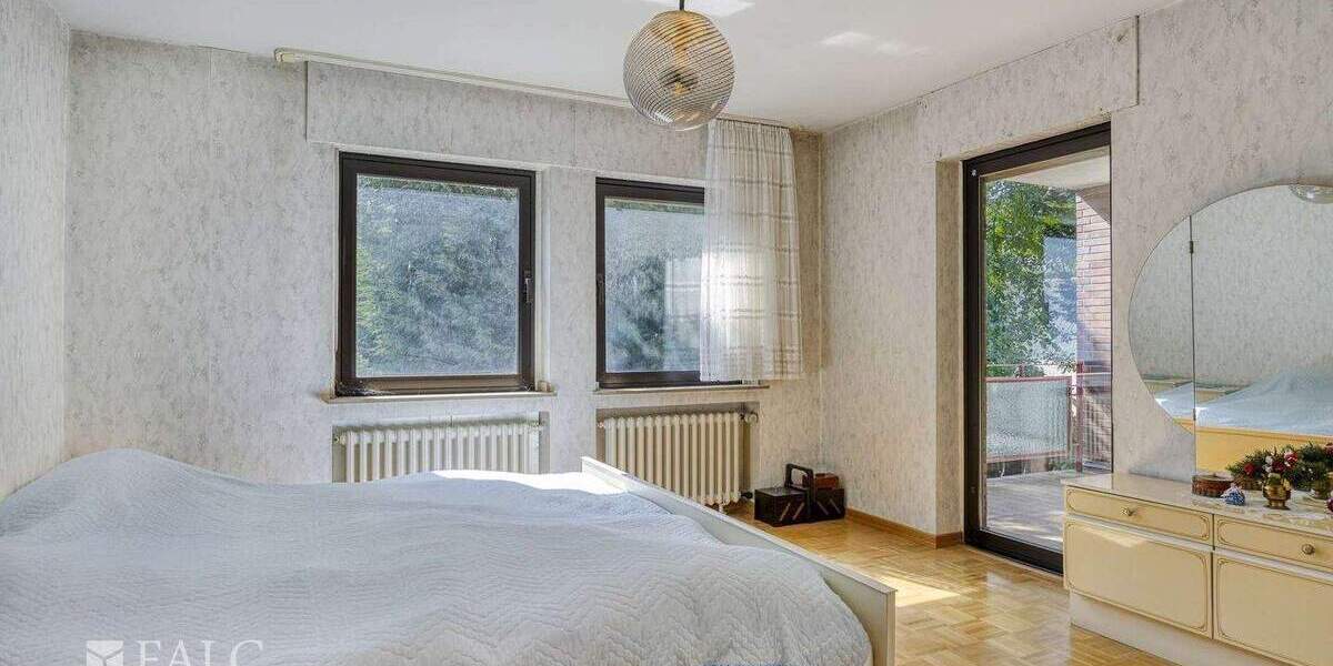 Reihenendhaus Köln Weiden - 5 Zimmer, 124 m&sup2;, 599.000&euro; | Angebot:23047571