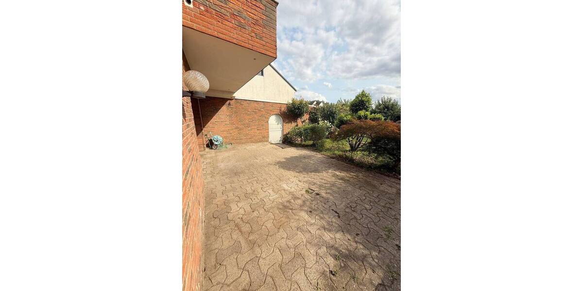 Charmantes Dreifamilienhaus in bester Lage von Baumberg. 9 zimmer