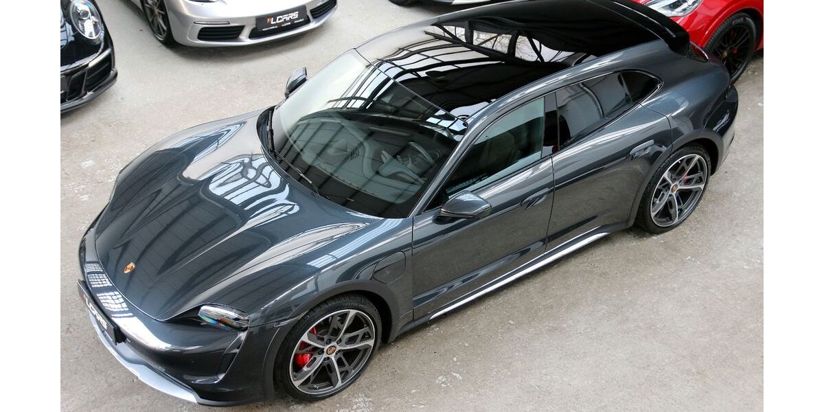 Porsche Taycan 61.649 km 64.990 &euro; Düsseldorf 40237