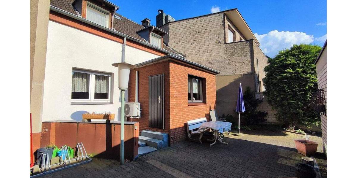 Reihenmittelhaus Düsseldorf Heerdt - 1 Zimmer, 285 m&sup2;, 695.000&euro; | Angebot:24696292
