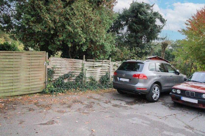 Moderne 2-Zi.- Souterrainwohnung mit separatem Eingang, schicker EBK und Stellplatz in LEV-Opladen 2 zimmer