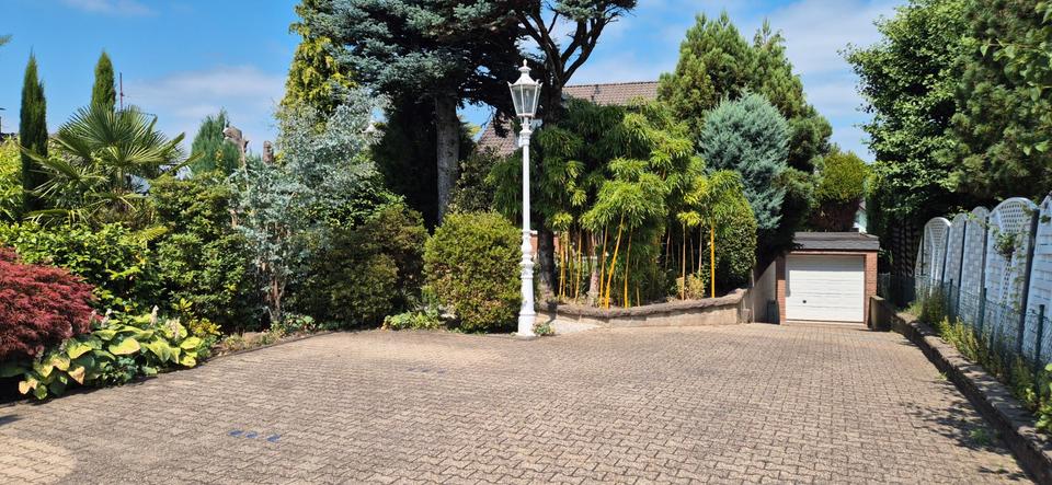 Einfamilienhaus Leverkusen Bergisch Neukirchen - 9 Zimmer, 270 m&sup2;, 795.000&euro; | Angebot:27288829