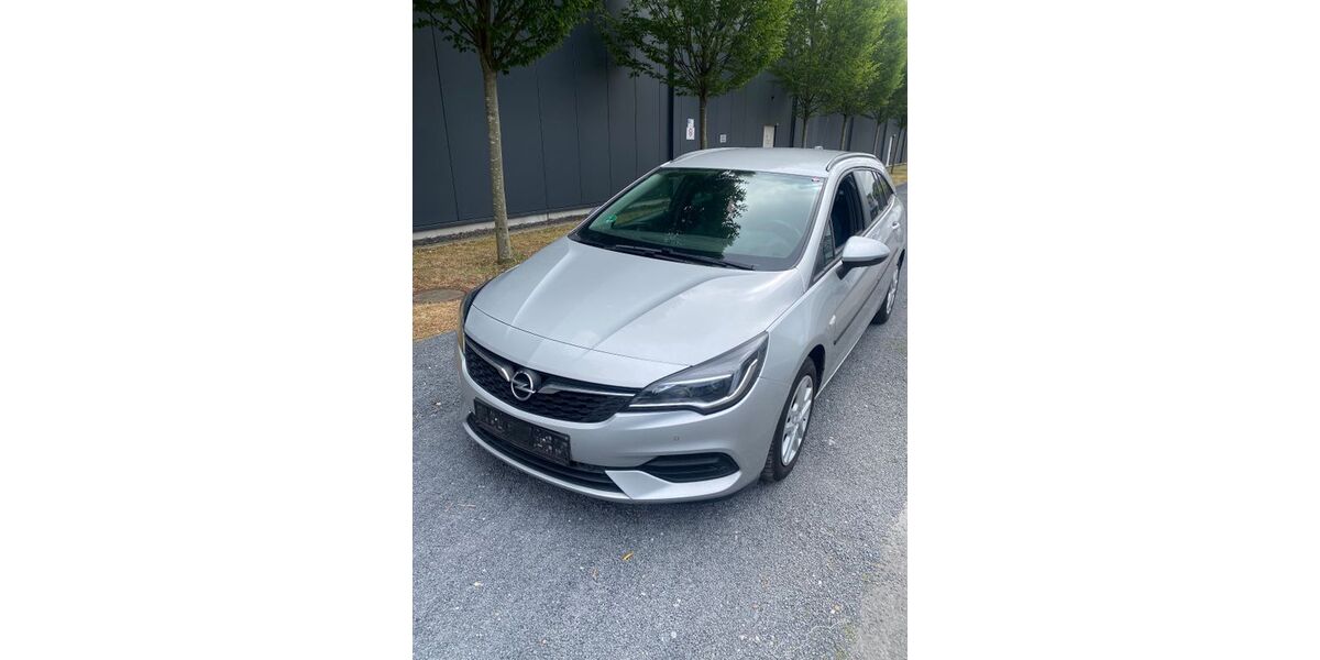 Opel Astra 107.000 km 6.990 &euro; Hilden 40721