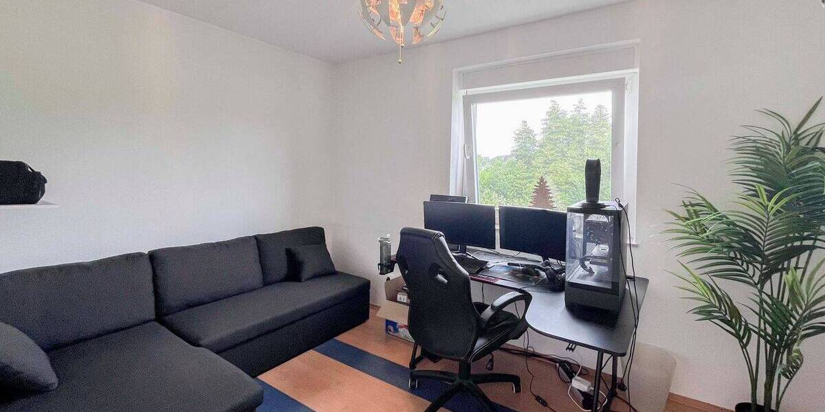 Etagenwohnung Leverkusen Bergisch Neukirchen - 4 Zimmer, 87 m&sup2;, 270.000&euro; | Angebot:26904485
