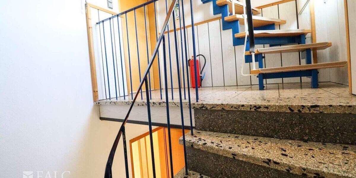 2 Familien- oder 2 Generationenhaus in GV-Südstadt! 8 zimmer