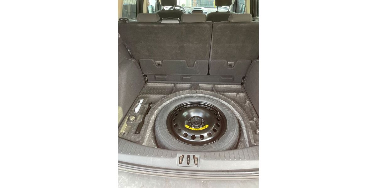 Ford Kuga 92.000 km 13.000 &euro; Bergheim 50127
