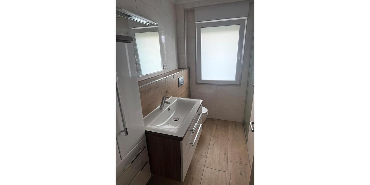 Reihenhaus Kerpen - 5 Zimmer, 130 m&sup2;, 1.750&euro; | Angebot:25905813