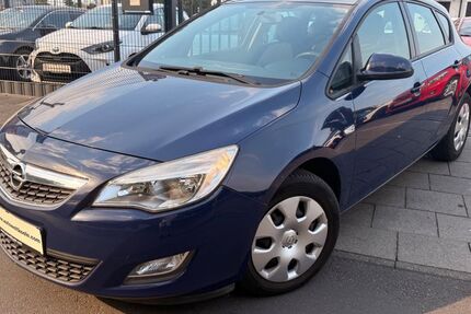 Opel Astra 108.136 km 3.450 &euro; Köln 51065