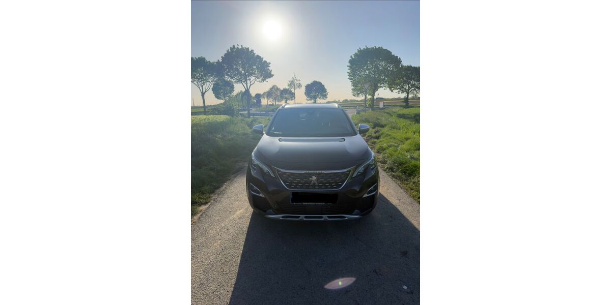 Peugeot 3008 166.663 km 15.800 &euro; Köln 51149