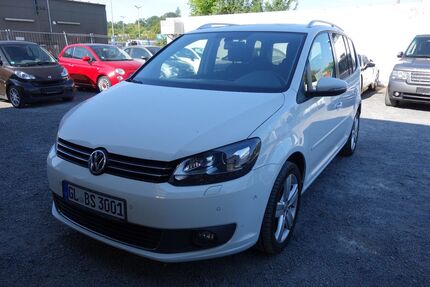 VW Touran 201.300 km 7.999 &euro; Köln 51149