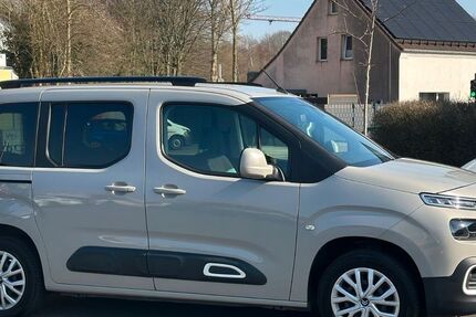 Citroen Berlingo 89.873 km 15.990 &euro; Solingen 42697