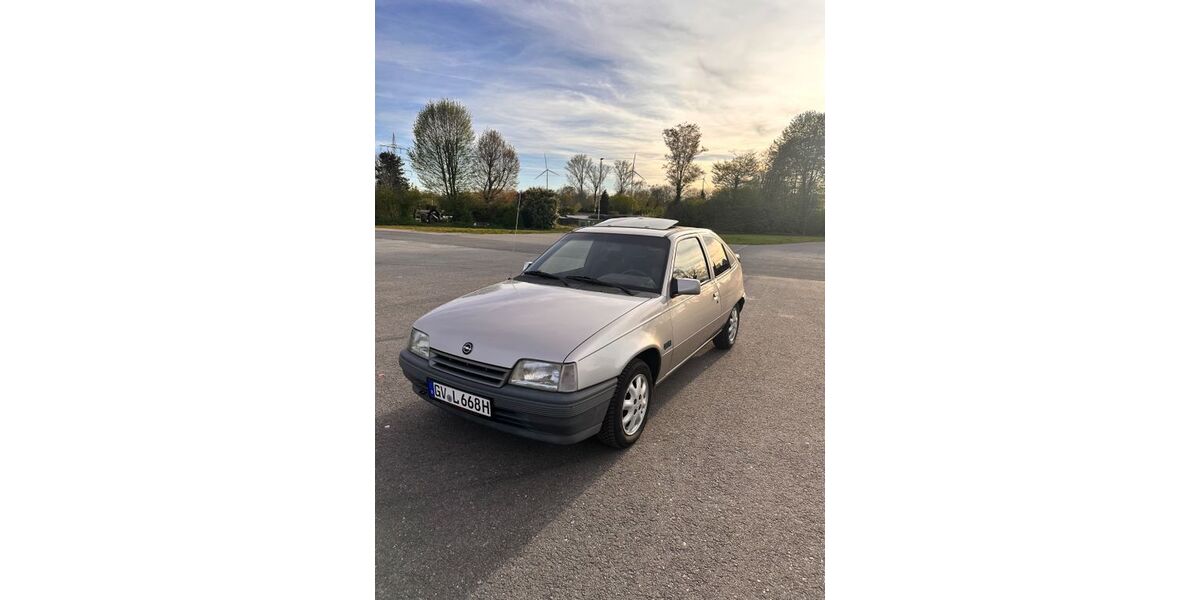 Opel Kadett 92.000 km 2.650 &euro; Grevenbroich 41515