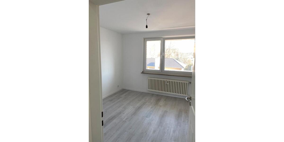 Etagenwohnung Wesseling - 3 Zimmer, 72 m&sup2;, 215.000&euro; | Angebot:25393806