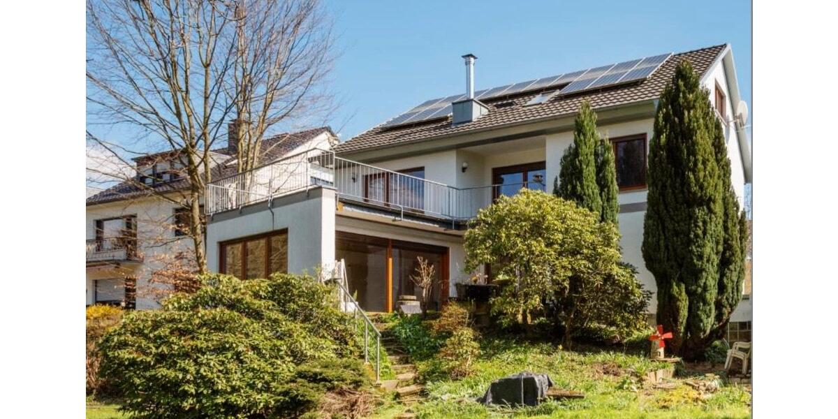 Luxuriös saniertes Einfamilienhaus mit Atelier & großem Garten zimmer