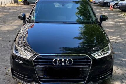 Audi A1 121.000 km 12.900 &euro; Köln 50668