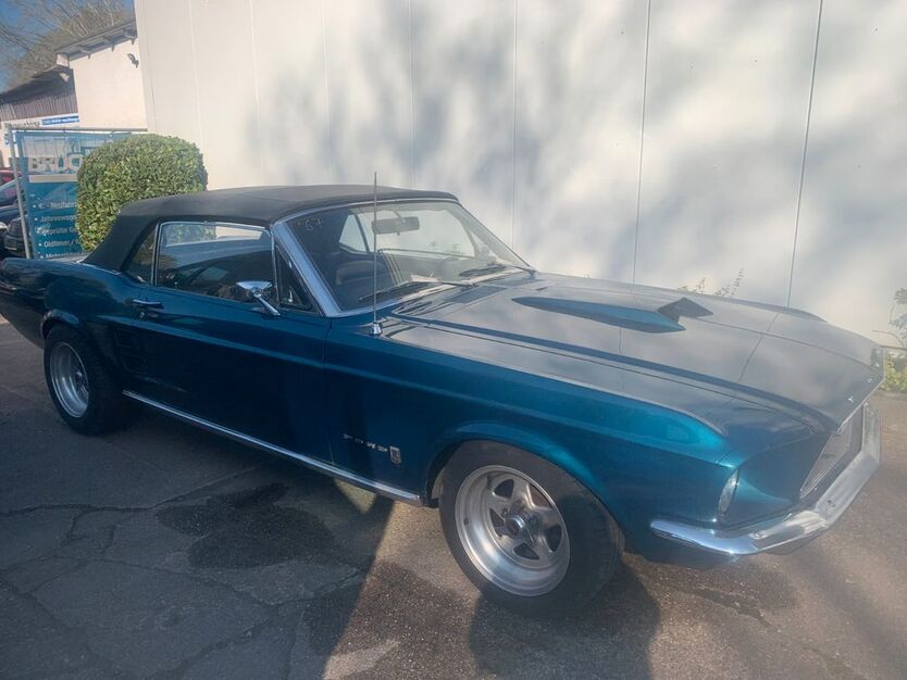 Ford Mustang 86.148 km 49.995 € Köln 51107