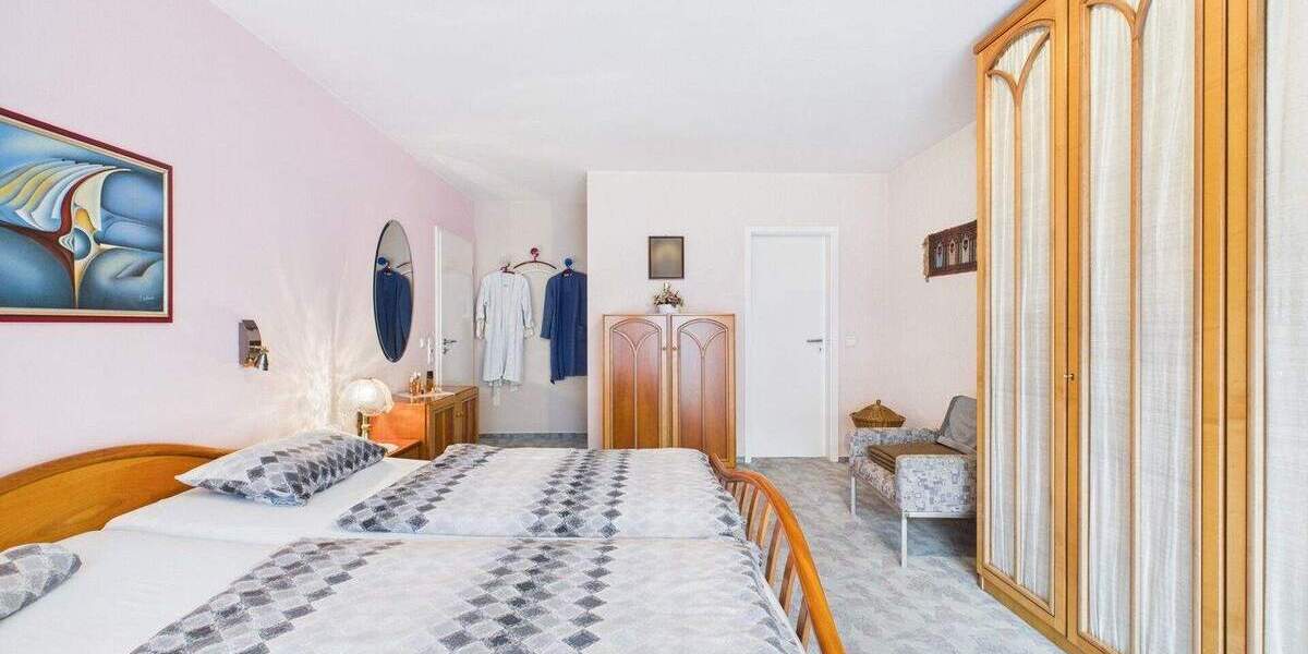 Einfamilienhaus Erftstadt Bliesheim - 5 Zimmer, 173 m&sup2;, 577.000&euro; | Angebot:24357392