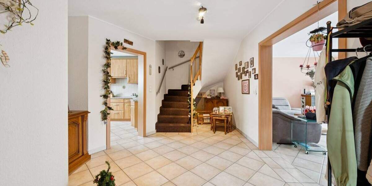 Wertig wohnen im großzügigen Klassiker 5 zimmer