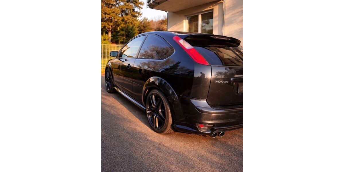 Ford Focus 190.000 km 4.900 &euro; leverkusen 51377