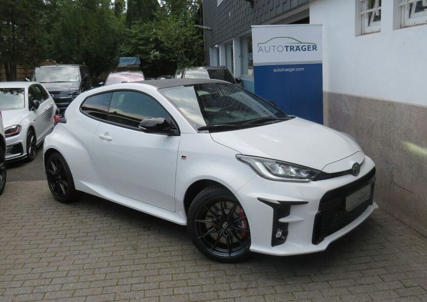 Yaris