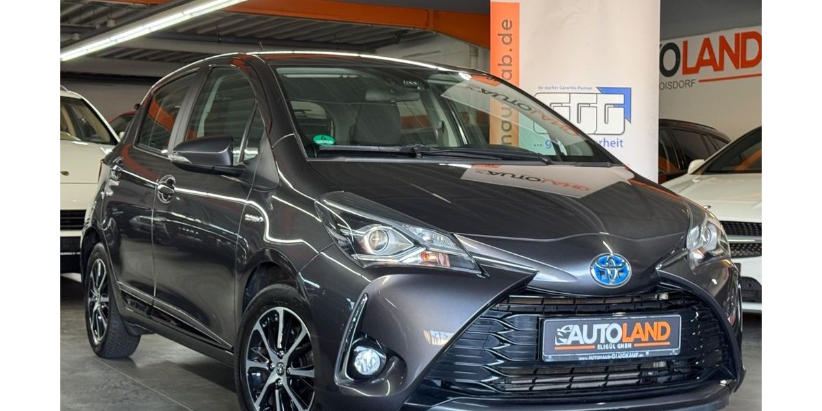 Toyota Yaris 93.000 km 13.499 &euro; Troisdorf 53842