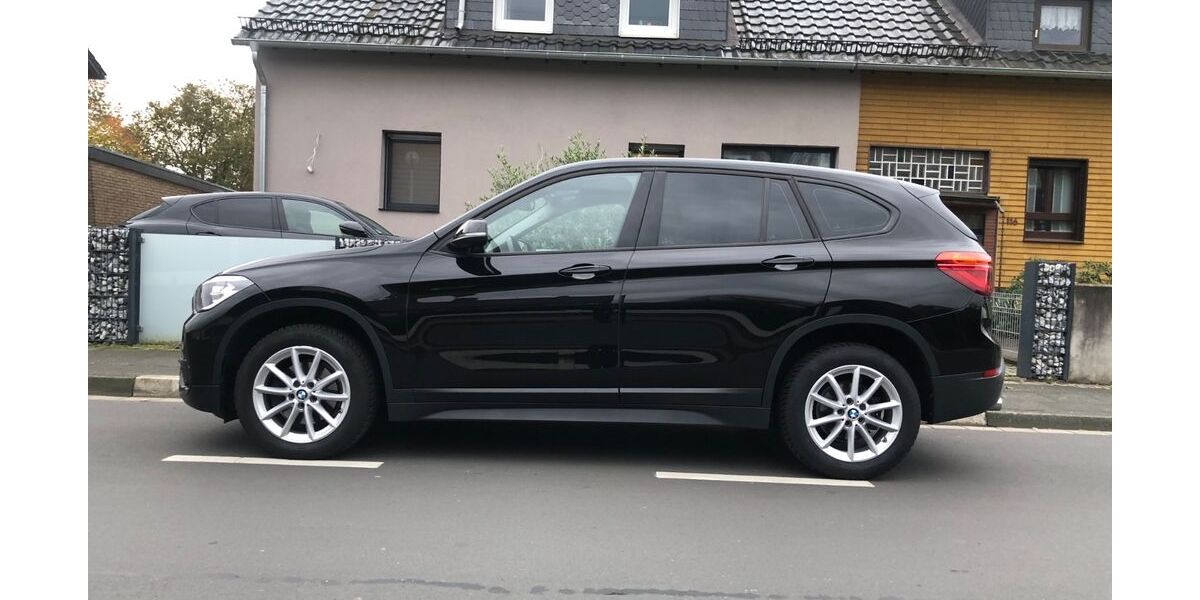 BMW X1 111.000 km 18.200 &euro; Leverkusen 51373