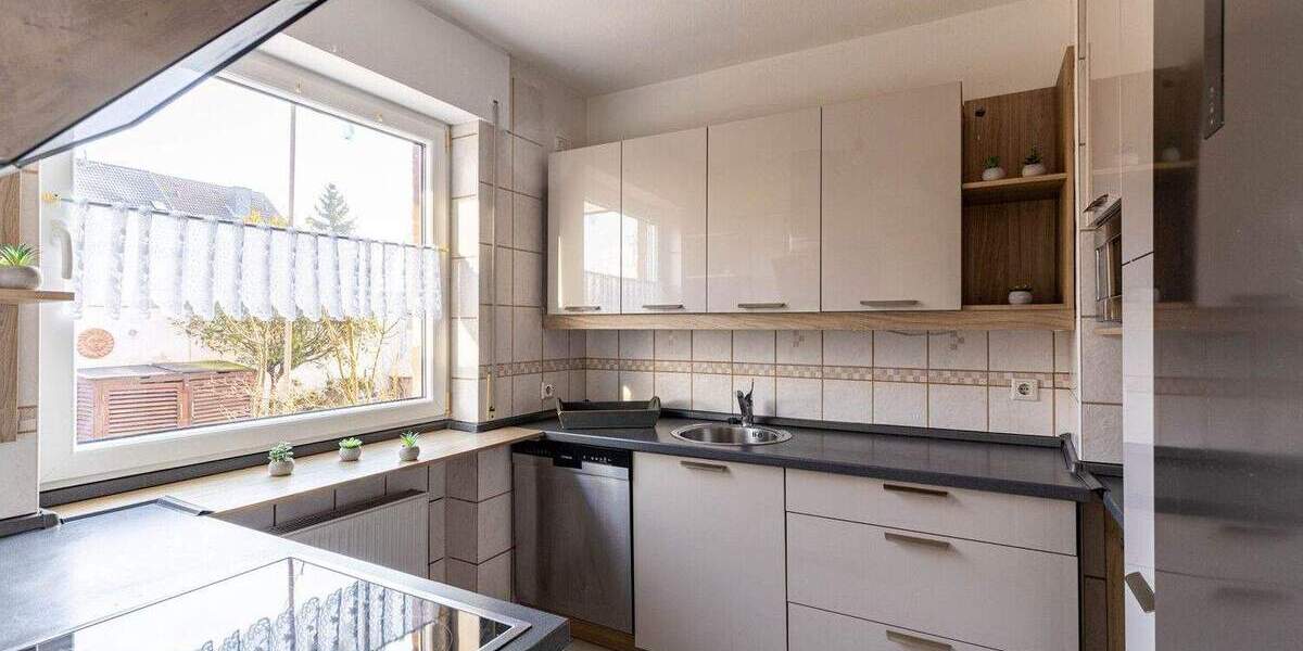 Reihenendhaus Neuss Grefrath - 5 Zimmer, 117 m&sup2;, 429.000&euro; | Angebot:25153996