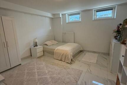 Wohnung Köln Ehrenfeld - 2 Zimmer, 20 m&sup2;, 640&euro; | Angebot:25381649