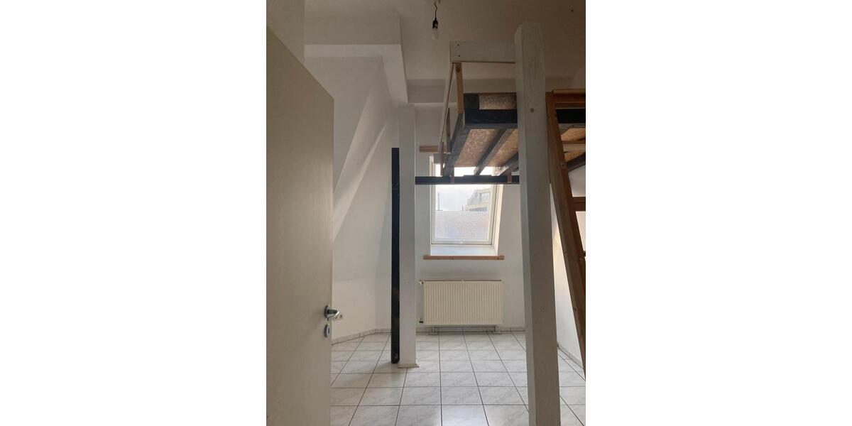 Dachgeschoßwohnung Köln Innenstadt - 2 Zimmer, 62 m&sup2;, 950&euro; | Angebot:25567761