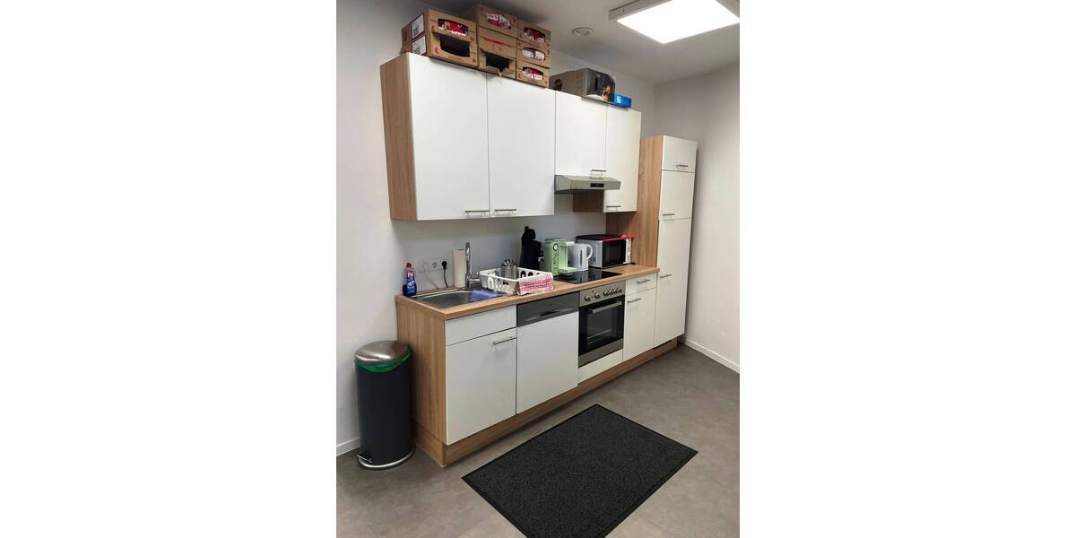 Gewerbeobjekt Köln Westhoven - 1 Zimmer, 8 m&sup2;, 210&euro; | Angebot:26503006