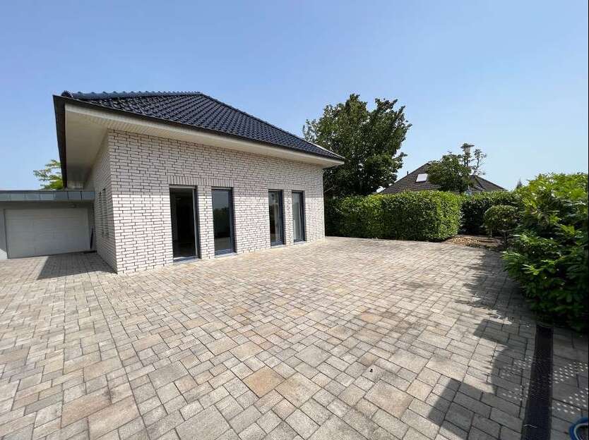 Haus zum Kaufen in Köln Rondorf 1.100.000 € 159 m²