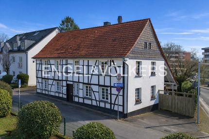 Historisches Fachwerk-Juwel für Familie & Beruf in Mettmann-Metzkausen 7 zimmer