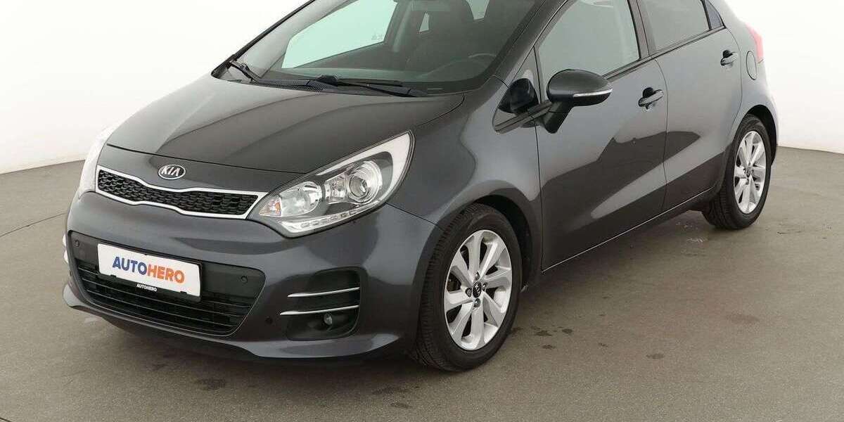 Kia Rio 98.053 km 8.570 &euro; Köln 50739