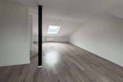 Wohnung zum Mieten in Troisdorf 700 € 61 m² 1 zimmer