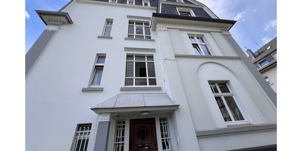 Altbaucharme auf ca. 102 m² – stilvolle 3-Zimmer-Wohnung in Solingen-Wald - Etagenwohnung Solingen Wald | Angebot:27055297