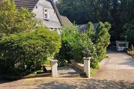 Haus Solingen Central - 5 Zimmer, 120 m&sup2;, 425.000&euro; | Angebot:24713345