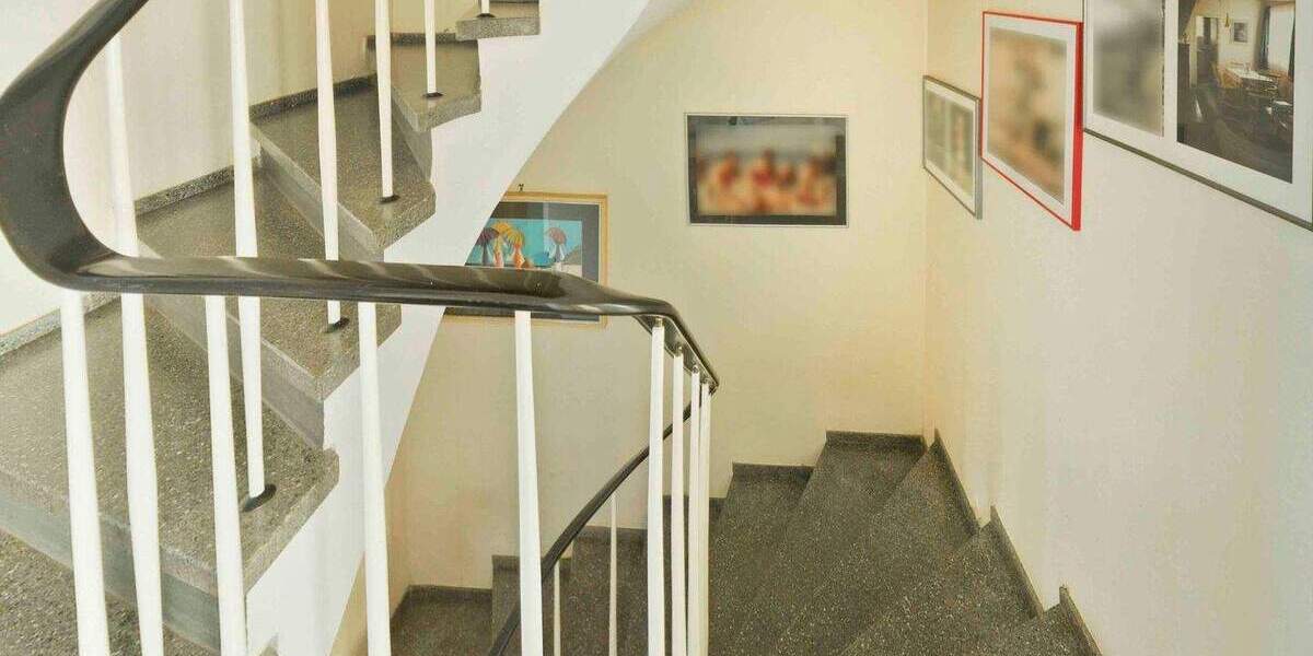 Reihenmittelhaus Leverkusen Rheindorf - 5 Zimmer, 121 m&sup2;, 398.000&euro; | Angebot:25155891