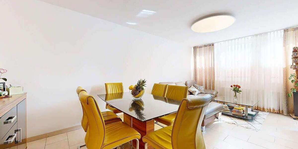 PHI KÖLN - Heller und moderner 4-Zimmer-Wohntraum mit Balkon und Tiefgarage in Kerpen! 4 zimmer