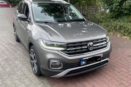 VW T-Cross 89.000 km 16.500 € Köln 51107