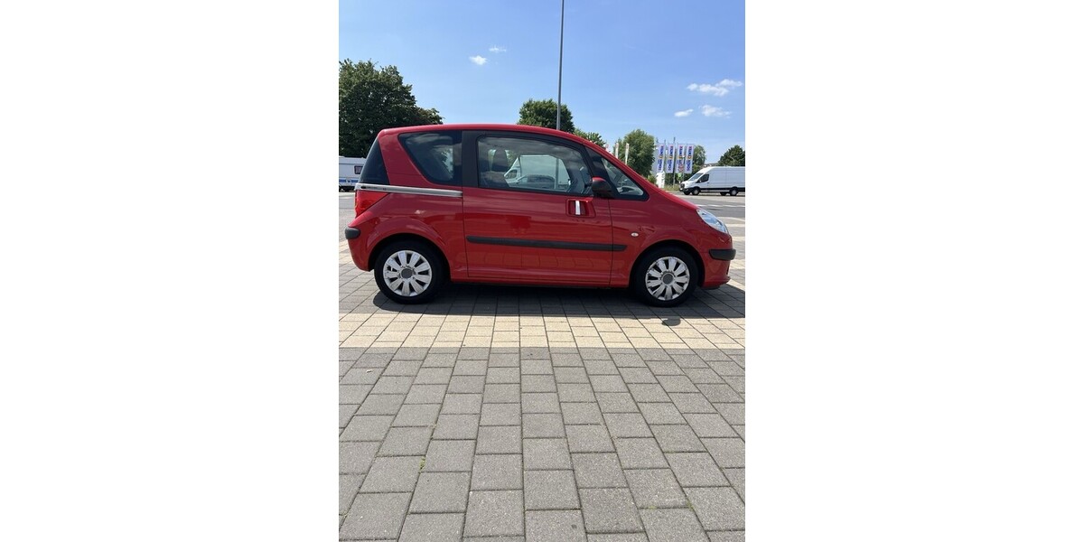 Peugeot 1007 119.000 km 1.549 &euro; Neuss 41460